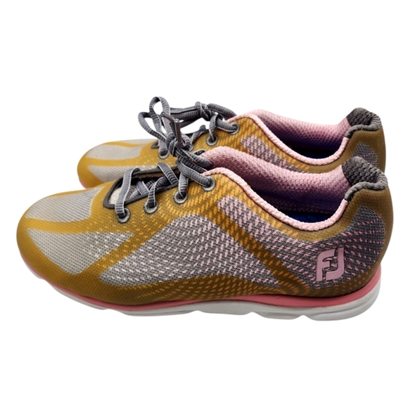 FootJoy Women's Athletic Golf Shoes Size 7.5W - Picture 1 of 9